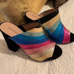 Ashley Stewart Heels Size 8W Multi color, beautiful. New